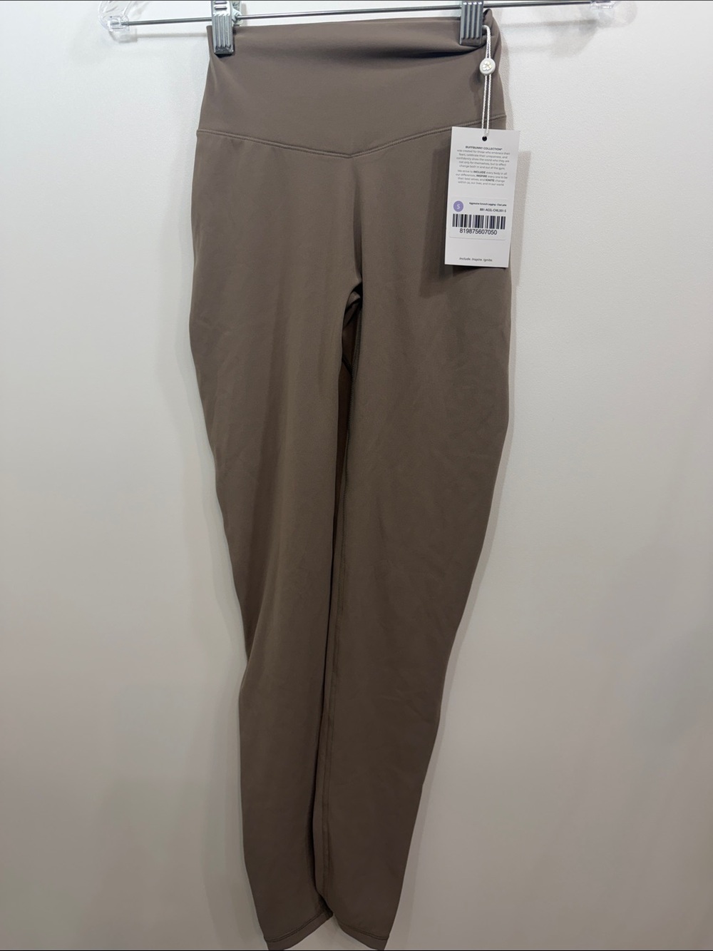 BuffBunny collection aggressive scrunch legging in chai latte size small. NWT.
